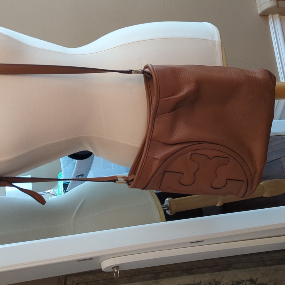 Tory Burch all T swing pack bag